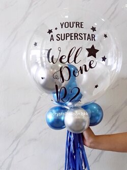 ลูกโป่ง รับปริญญา แบบก้าน อยู่ได้นาน Bubble ขนาด 24" พร้อม ลูกโป่ง 6" 6 ลูก,สามารถใส่เงินได้ 50 ใบ Theme น้ำเงิน - เงิน พร้อมตกแต่ง สามารถเปลี่ยนสีลูกโป่ง/เปลี่ยนข้อความได้