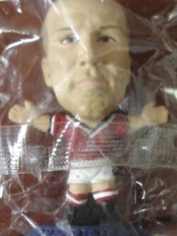 ตุ๊กตาโมเดลนักฟุตบอล ด.เบ็คแฮม สโมสรแมนเชสเตอร์ ยูไนเต็ด โครินเธียน ไมโครสตาร์ - Series 1/2001 Blue Base - MC090 ใหม่ / D.BECKHAM MANCHESTER UNITED Football Club Corinthian MicroStars Football Figure - Series 1/2001 Blue Base - MC090 NEW