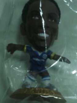 ตุ๊กตาโมเดลนักฟุตบอล ม.เอสเซียง สโมสรเชลซี โครินเธียน ไมโครสตาร์ - EPL 08/09 Series 17/2008 Gold Base - MC11791 ใหม่ / M.ESSIEN CHELSEA Football Club Corinthian MicroStars Football Figure - EPL 08/09 Series 17/2008 Gold Base - MC11791 NEW