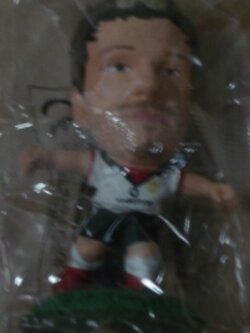 ตุ๊กตาโมเดลนักฟุตบอล ด.เบ็คแฮม สโมสรแมนเชสเตอร์ ยูไนเต็ด โครินเธียน ไมโครสตาร์ - Series 6/2002 Green Base - MC1037 ใหม่ / D.BECKHAM MANCHESTER UNITED Football Club Corinthian MicroStars Football Figure - Series 6/2002 Green Base - MC1037 NEW