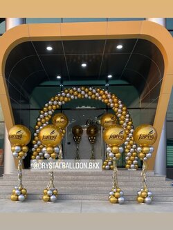 เสาลูกโป่ง เปิดงาน Bubble ขนาด 36" กลิตเตอร์สีทอง 8 เสา พร้อม ซุ้มโค้ง เปิดงาน ขนาด กว้าง 4.5 เมตร สูง 3.5 เมตร Theme สีเงินโครเมี่ยม-ทองโครเมี่ยม พร้อมตกแต่ง สามารถเปลี่ยนสีลูกโป่ง/เปลี่ยนข้อความได้