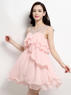 พร้อมส่ง ชุดออกงาน ชุดเดรสสั้น สีชมพู แต่งระบายผ้าไหมชีฟอง ปักเลื่อมช่วงคอ