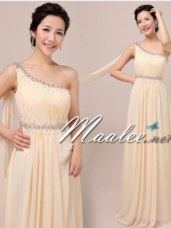 พร้อมเช่า ชุดราตรียาว ไหล่เฉียง สี ครีม Champagne ปักเลื่อมหน้าอก ทิ้งระบายด้านหลัง