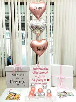 Happy Birthday Surprise Box กล่องเซอร์ไพรส์วันเกิด พร้อมตกแต่ง ฟอยล์หัวใจ ขนาด 18" 3 ชิ้น,สามารถใส่รูปได้ 2 ใบ สามารถเปลี่ยนสีลูกโป่ง/เปลี่ยนข้อความ/เปลี่ยนสี-ฟอยล์ตกแต่งได้