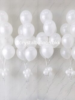 ลูกโป่ง วันเกิด ลูกโป่งช่อ 7 ลูก 4 ช่อ Theme ขาว พร้อมตกเเต่ง สามารถเปลี่ยนสีลูกโป่ง/ข้อความสามารถเปลี่ยนได้