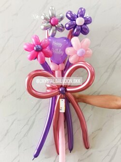 สั่ง Flower Balloon Small Bouquet พร้อมตกแต่ง สามารถเปลี่ยนสีลูกโป่งได้