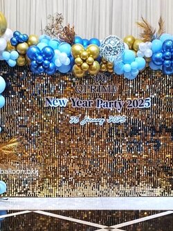Organic Backdrop งานเลี้ยงสังสรรค์ ฉากสีทองวิบวับ ลูกโป่ง โทนสีน้ำเงินโครเมี่ยม ฟ้าพาสเทล ขาว ทองโครเมี่ยม ออแกรนิค ตกแต่ง ภายในงาน พร้อมตกแต่ง (ราคายังไม่รวม Stand และ ตัวโน๊ต) สามารถเปลี่ยนสีลูกโป่งได้