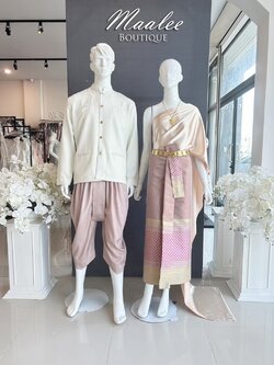 เช่า ชุดไทย ชุดเพื่อนเจ้าสาว ชุดไทยผ้าซิ่นสีเทาส้ม สไบเรียบสีเบจ