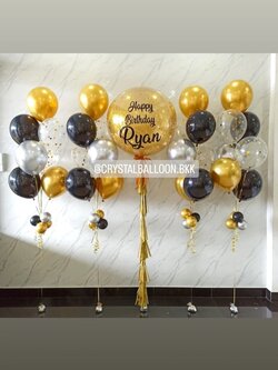 ลูกโป่ง วันเกิด Bubble ขนาด 36" กลิตเตอร์สีทอง 1 ลูก พร้อม ช่อลูกโป่งสีโครเมี่ยม ช่อ 7 ลูก 4 ช่อ Theme สีดำ-ทองโครเมี่ยม พร้อมตกแต่ง สามารถเปลี่ยนสีลูกโป่ง/เปลี่ยนข้อความ/เปลี่ยนขนาดได้
