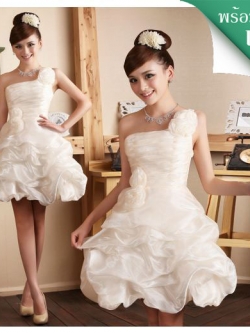 พร้อมเช่า ชุดแฟนซี ชุดราตรีสั้น ไหล่เฉียง ผ้าแก้วจับจีบย่น แต่งดอกไม้สวยหวาน สีครีม