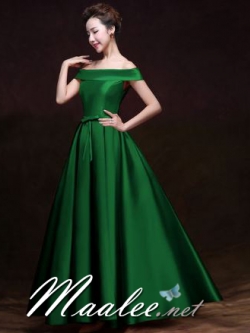 พร้อมเช่า ชุดราตรียาว แบบไหล่ปาด สไตล์วินเทจผ้าไหมดัชเชส กระโปรงทรงA แต่งโบว์2ชั้น ช่วงเอว สีเขียว (เชือกผูกหลัง)