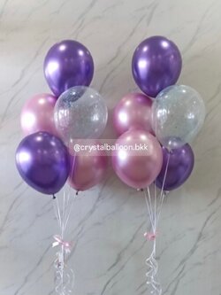 ลูกโป่ง แสดงความยินดี ช่อลูกโป่งสีชมพูอ่อนโครเมี่ยม-ม่วงโครเมี่ยม ช่อ 5 ลูก 2 ช่อ พร้อมตกแต่ง ลูกโป่งใส ใส่กลิตเตอร์ สามารถเปลี่ยนสีลูกโป่งได้