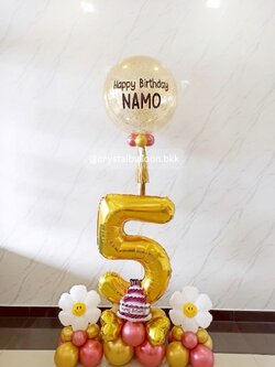 ลูกโป่ง วันเกิด Bubble ขนาด 24" สีกลิตเตอร์ทอง พร้อม ฟอยล์ตัวเลข ขนาด 40" สีทอง ตั้งฐาน 1 ชิ้น ฟอยล์ดอกเดซี่จิ๋ว ตั้งฐาน 2 ชิ้น Theme ชมพู - ทอง พร้อมตกแต่ง สามารถเปลี่ยนสีลูกโป่ง/เปลี่ยนข้อความ/เปลี่ยนขนาดไ