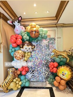 Organic Backdrop New Year ฉากวิบวับสีเงิน ขนาด 2.4x2 เมตร Theme Safari น่ารัก น่ารัก พร้อม ป้ายตัวอักษรไฟ,ฟอยล์ตกแต่งใหญ่ 5 ชิ้น พร้อมตกแต่ง สามารถเปลี่ยนสีลูกโป่ง/เปลี่ยนฟอยล์ตกแต่งได้