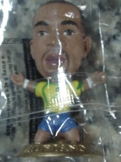 ตุ๊กตาโมเดลนักฟุตบอล อาเดรียโน่ ทีมชาติบราซิล โครินเธียน ไมโครสตาร์ - Series 13/2006 Gold Base - MC5663 ใหม่ / ADRIANO BRAZIL National Football Team Corinthian MicroStars Football Figure - Series 13/2006 Gold Base - MC5663 NEW