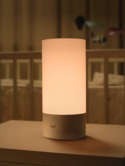 ขาย Xiaomi Yeelight Bedside Lamp โคมไฟอัจฉริยะ เปลี่ยนสีหลอดไฟได้