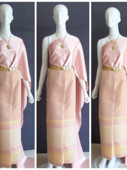 เช่า ชุดไทย ชุดเพื่อนเจ้าสาว ชุดไทยผ้าซิ่นสีส้มอ่อน สไบเรียบสีโรสโกล