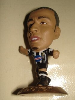 ตุ๊กตาโมเดลนักฟุตบอล ด.เทรเซเกต์ สโมสรยูเวนตุส โครินเธียน ไมโครสตาร์ - Microdome 2003 Gold Base - MC1387 ใหม่ / D.TREZEGUET JUVENTUS Football Club Corinthian MicroStars Football Figure - Microdome 2003 Gold Base - MC1387 NEW