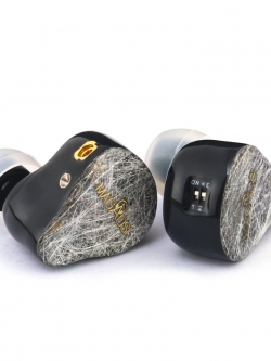 ขาย MAGAOSI DQ4 หูฟัง 4ไดร์เวอร์ (2BA+2DD) ถอดสายได้ ปรับแต่งโทนเสียงได้