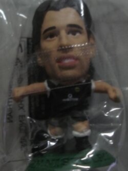 ตุ๊กตาโมเดลนักฟุตบอล ร.ฟาน นิสเตลรอย สโมสรแมนเชสเตอร์ ยูไนเต็ด โครินเธียน ไมโครสตาร์ - Series 10/2004 Green Base - MC3054 ใหม่ / R.van NISTELROOY MANCHESTER UNITED Football Club Corinthian MicroStars Football Figure - Series 10/2004 Green Base - MC3054 NE