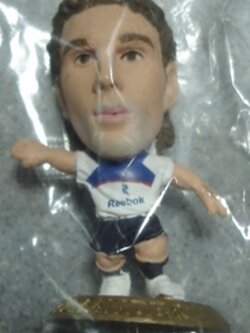 ตุ๊กตาโมเดลนักฟุตบอล ย.เอลมานเดอร์ สโมสรโบลตัน วันเดอเรอร์ส โครินเธียน ไมโครสตาร์ - EPL 09 Series 18/2009 Gold Base - MC12172 ใหม่ / J.ELMANDER BOLTON WANDERERS Football Club Corinthian MicroStars Football Figure - EPL 09 Series 18/2009 Gold Base - MC1217