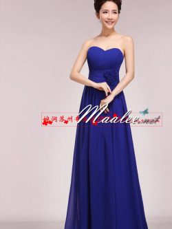 พร้อมเช่า ชุดราตรียาว แบบเกาะอก ผ้าชีฟอง ช่วงอกอัดพลีท แต่งดอกที่เอว สีน้ำเงิน