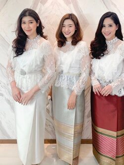 เช่า ชุดไทย ชุดเพื่อนเจ้าสาว เสื้อลูกไม้ ร.5