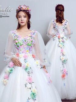 พร้อมเช่า ชุดแฟนซี ชุดราตรียาว สีขาว แขนยาว แต่งดอก Fairy สไตล์เจ้าหญิง กระโปรงพองสวย เชือกผูกหลัง