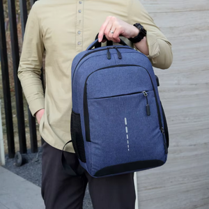 กระเป๋าเป้สะพายหลัง รุ่น 33 พร้อมช่องชาร์จ USB ขนาด 27*43*12 ซม.