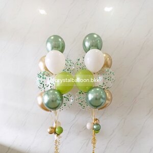 ลูกโป่ง แสดงความยินดี ลูกโป่งช่อ 10 ลูก 2 ช่อ Theme เขียว - ทอง พร้อมตกเเต่ง สามารถเปลี่ยนสีลูกโป่ง/ข้อความสามารถเปลี่ยนได้