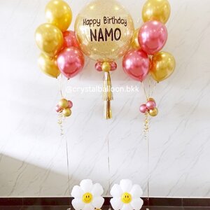 ลูกโป่ง วันเกิด Bubble ขนาด 24" สีกลิตเตอร์ทอง พร้อม ช่อลูกโป่ง ช่อ 5 ลูก 2 ช่อ ฟอยล์ดอกเดซี่จิ๋ว ตั้งฐาน 2 ชิ้น Theme ชมพู - ทอง พร้อมตกแต่ง สามารถเปลี่ยนสีลูกโป่ง/เปลี่ยนข้อความ/เปลี่ยนขนาดไ