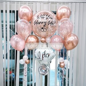 ลูกโป่ง Will You Marry Me? Bubble ขนาด 24" Theme สีโรสโกล พร้อมตกแต่ง ช่อลูกโป่ง 5 ลูก 2 ช่อ,ลูกโป่งใส ใส่กลิตเตอร์,ฟอยล์แหวนเดี่ยวใหญ่ 1 ชิ้น สามารถเปลี่ยนสีลูกโป่ง/เปลี่ยนข้อความ/เปลี่ยนขนาดได้