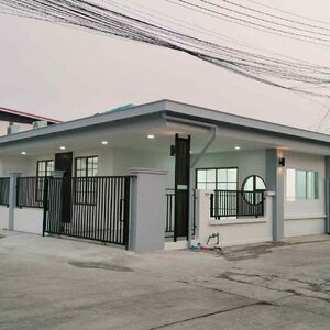 ร้านต่อเติม รีโนเวท รื้อ ซ่อม เปลี่ยนหลังคา