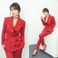 พร้อมเช่า สูทหญิง สูทสีแดง ทรงเข้ารูป สูทแฟชั่น รุ่น 2 กระดุม