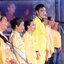 พร้อมเช่า ชุดสูทชาย สีเหลือง Bright Yellow 3-piece Suit พร้อมเสื้อกั๊ก