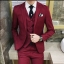 พร้อมเช่า ชุดสูทชาย สีไวน์แดง เข้ารูป พร้อมเสื้อกั๊ก