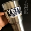 แก้วน้ำ YETI เก็บความเย็นได้ดีเยี่ยม สีเงินแสตนเลส อย่างดี (OEM)