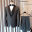 พร้อมเช่า ชุดสูททักซิโด้ สีเทา ปกกล้วย (พร้อมเสื้อกั๊ก) Tuxedo Suit with Shawl Collars