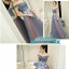 พร้อมเช่า ชุดราตรียาว แบบไหล่ปาด สีเทา-ชมพู Two Tone สไตล์เจ้าหญิง สวยหวานน่ารักมาก เนื้อผ้าตาข่าย แต่งโบว์และลูกไม้ช่วงเอว (เชือกผูกหลัง)