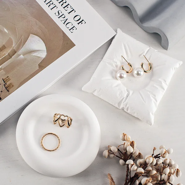 พร็อพปูน Minimal แท่นวางสินค้า พร็อพถ่ายรูป ถ่ายรูปสินค้า ของตกแต่งบ้าน image 8 พร็อพปูน Minimal แท่นวางสินค้า พร็อพถ่ายรูป ถ่ายรูปสินค้า ของตกแต่งบ้าน image 8