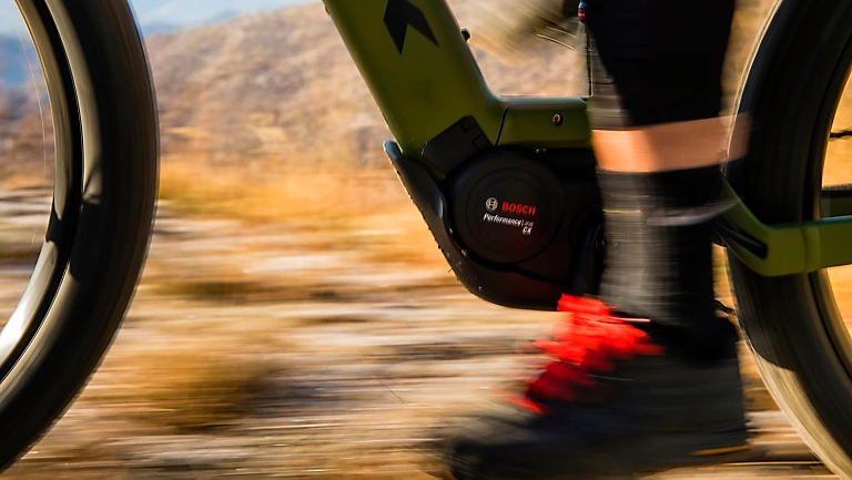 จักรยานไฟฟ้า TREK POWERFLY 4 เกียร์ DEORE 1*10สปีด ล้อ 27.5/29er Bosch compact 2A, 100-240V,/250w 2022