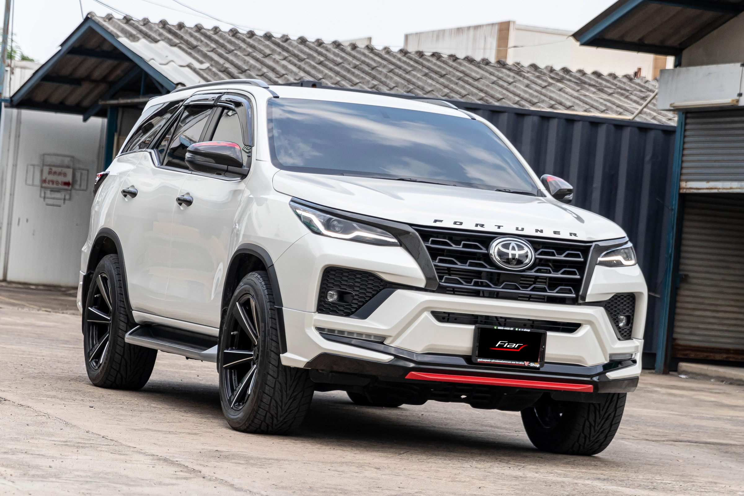 ชุดแต่ง LGD : FORTUNER 2020 (MC) COMMANDER