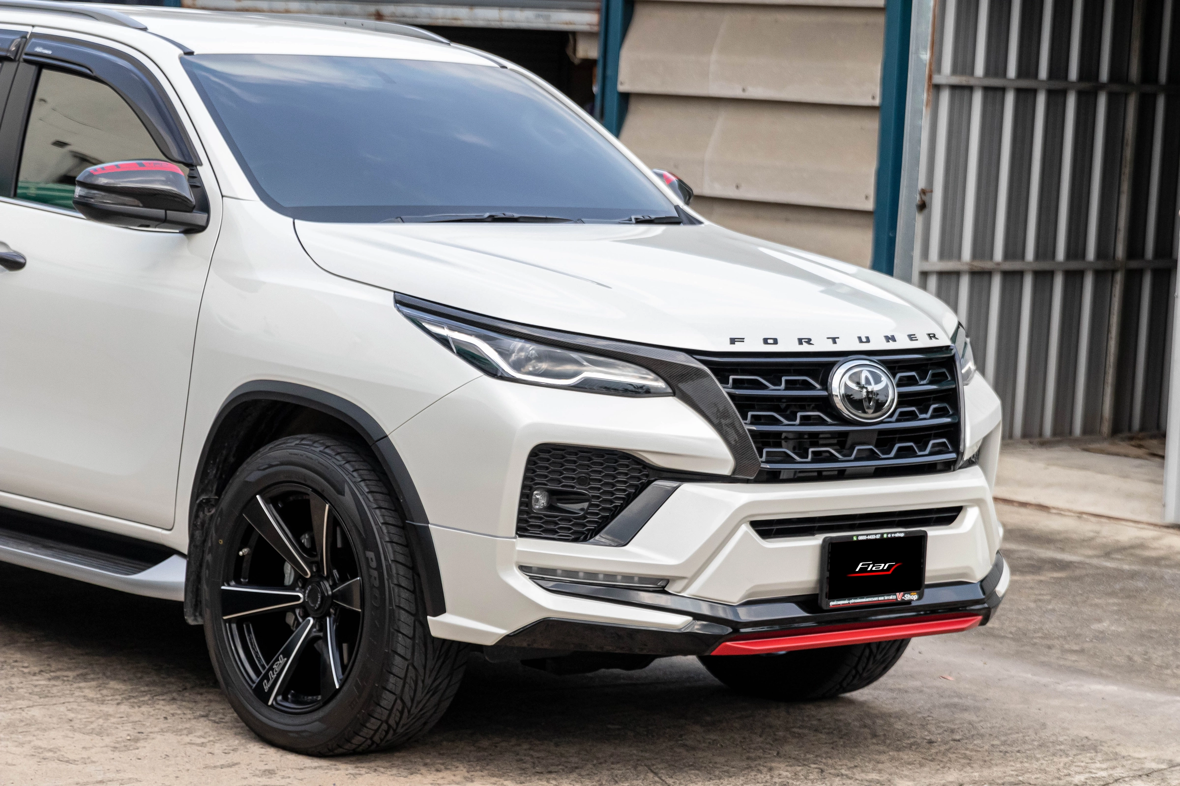 ชุดแต่ง LGD : FORTUNER 2020 (MC) COMMANDER